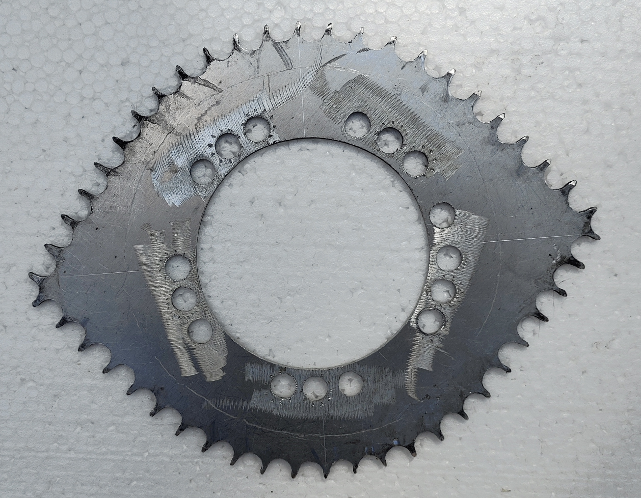 One of the first fully toothed Crownrings made of aluminum.